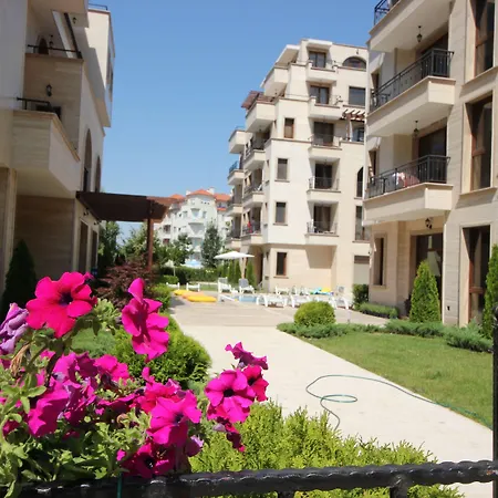Menada Amara Apartmán *